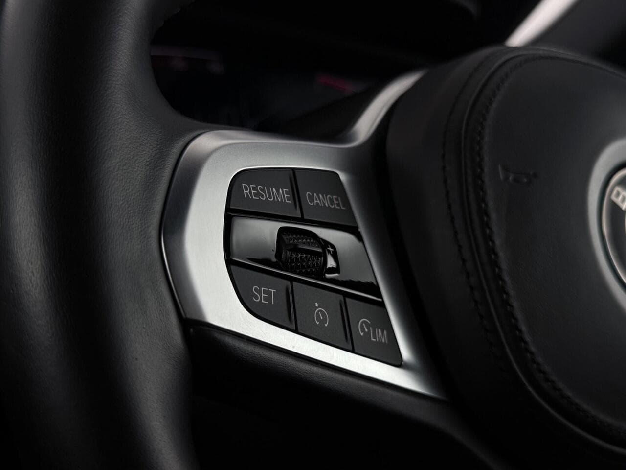 BMW 2 Series Gran Coupe thumbnail Misc Controls