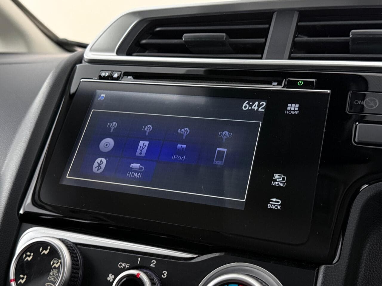 Honda Jazz thumbnail Infotainment System