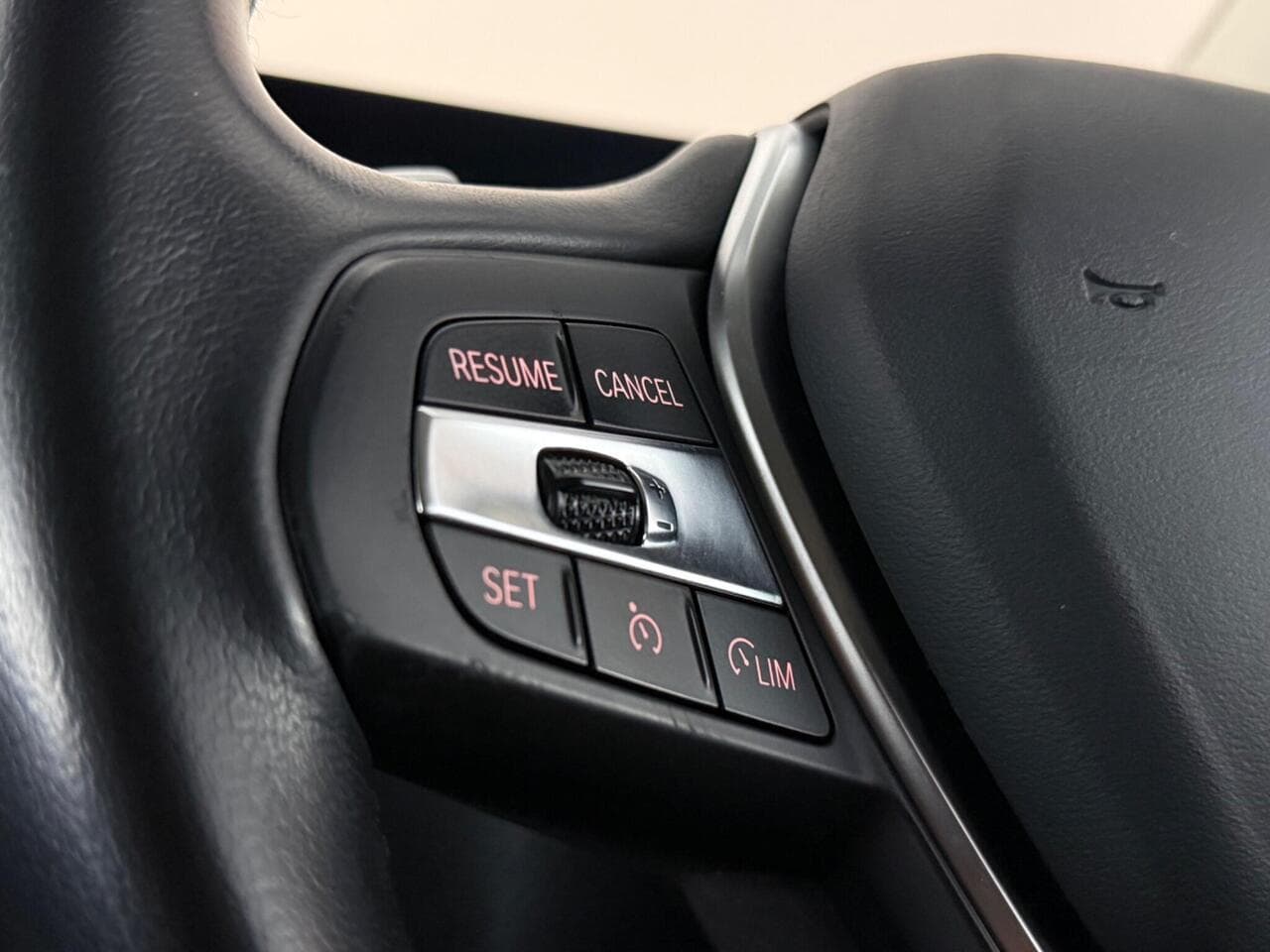 BMW 3 Series thumbnail Misc Controls