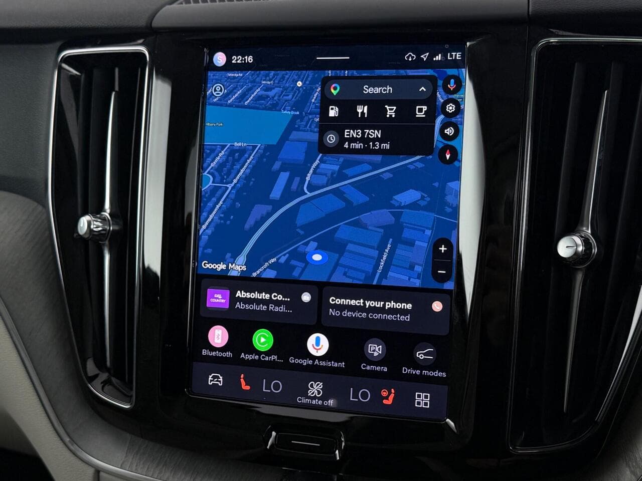 Volvo XC60 thumbnail Infotainment System