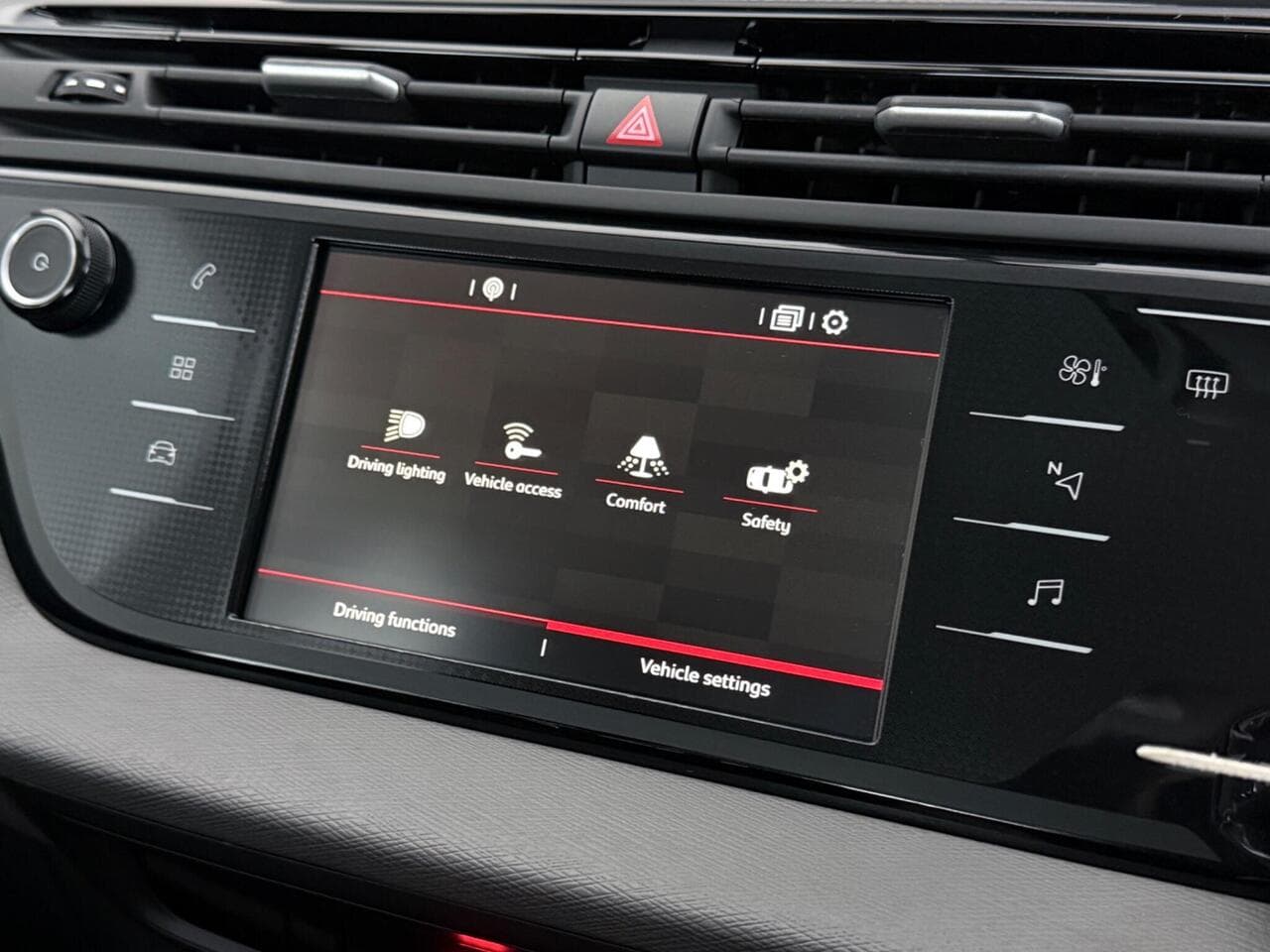 Citroen Grand C4 SpaceTourer thumbnail Infotainment System