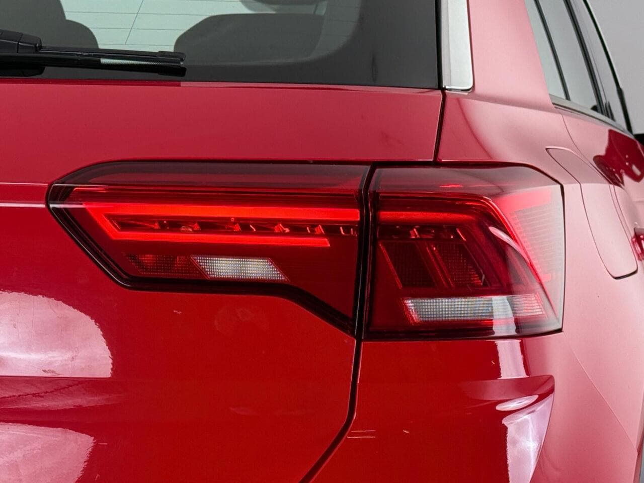 Volkswagen T-Roc thumbnail Lights Rear