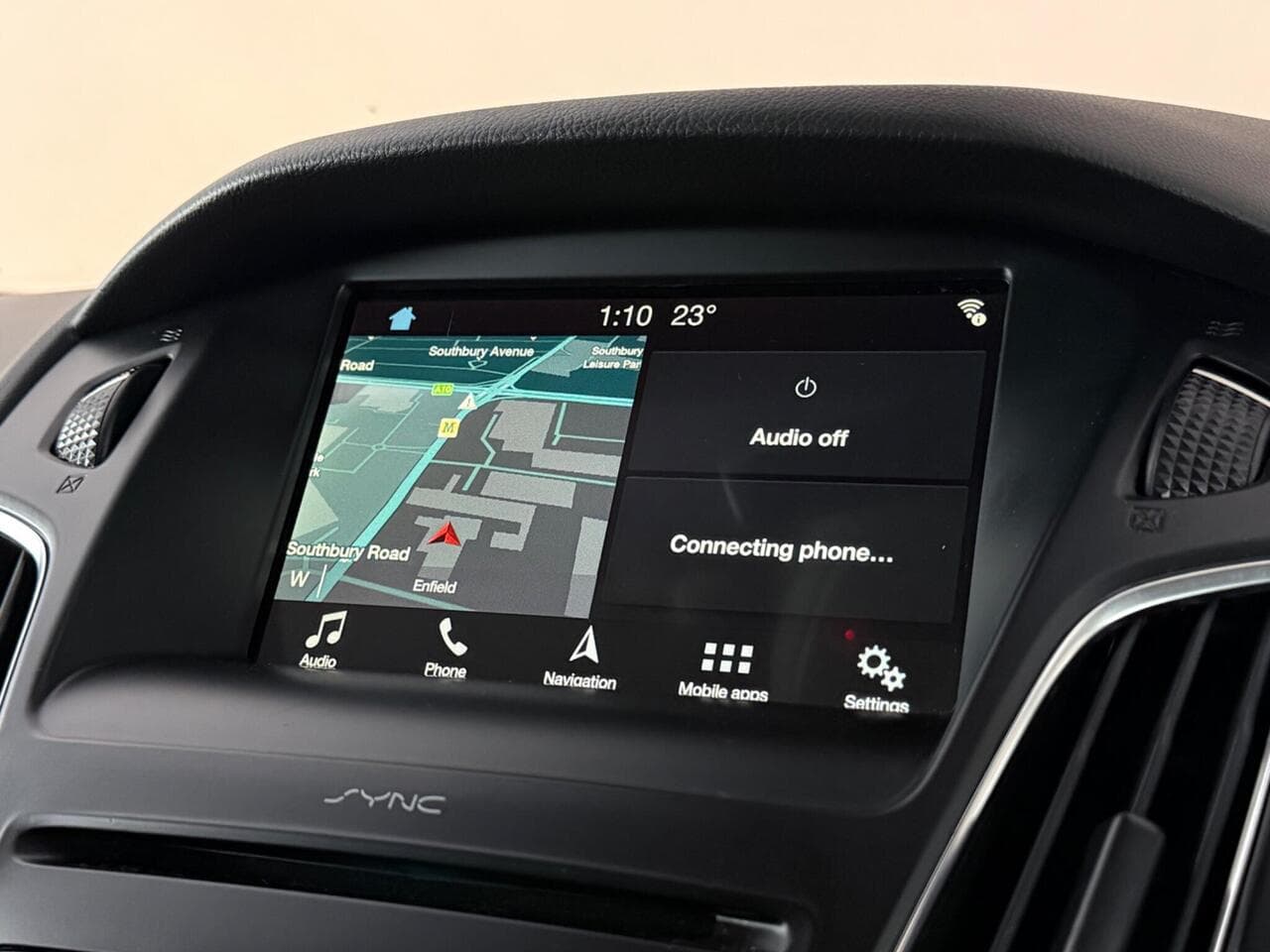 Ford Focus thumbnail Infotainment System