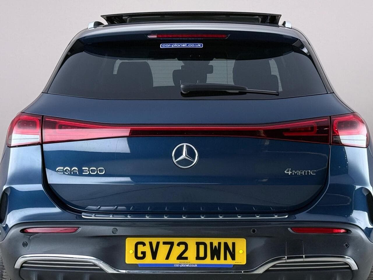Mercedes-Benz EQA thumbnail Rear