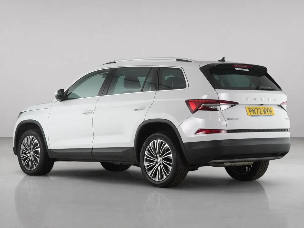 Skoda Kodiaq thumbnail Rear Left