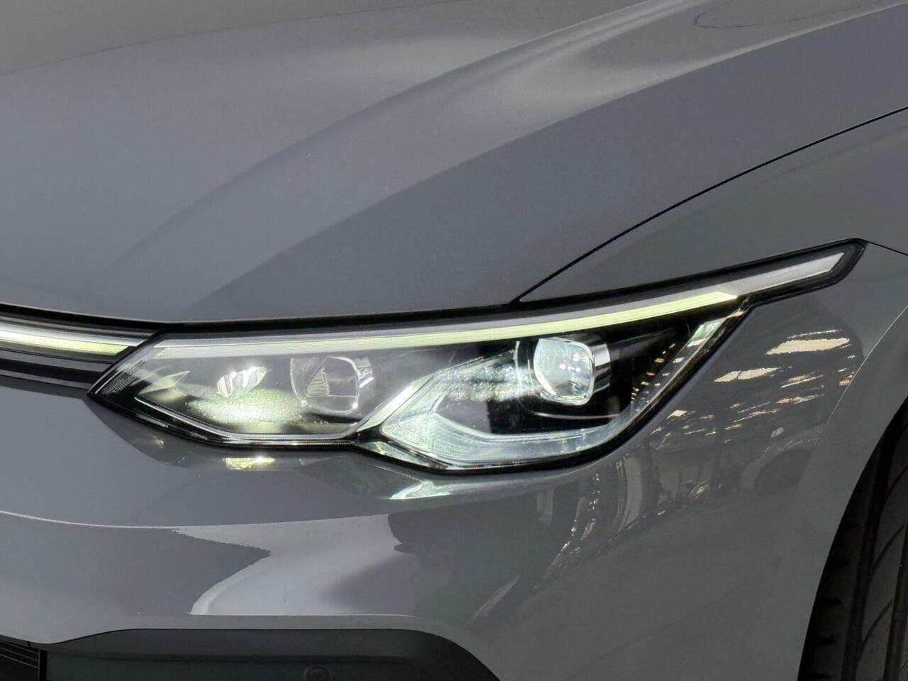 Volkswagen Golf thumbnail Lights Front