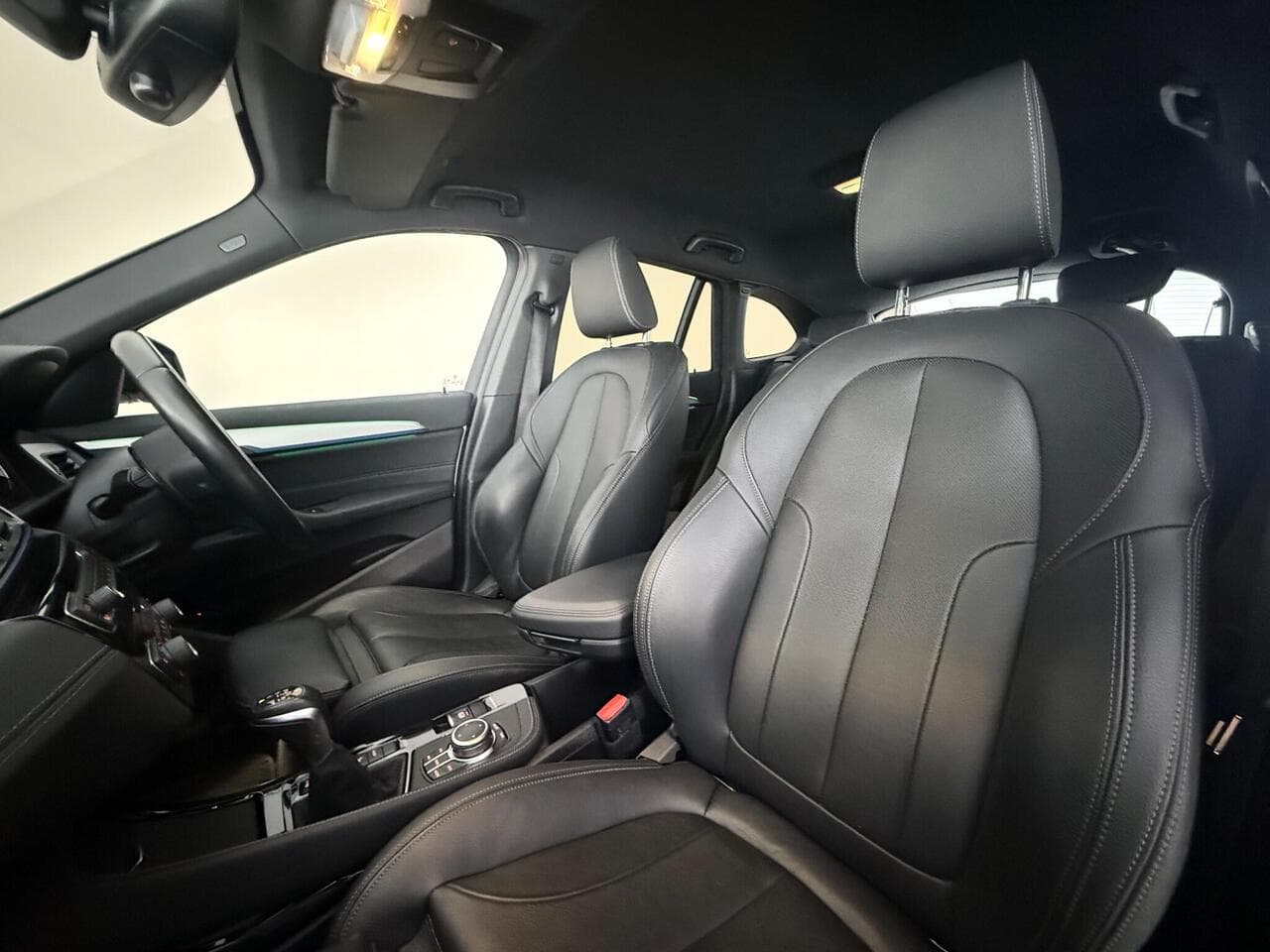 BMW X1 thumbnail Seat Front Passenger