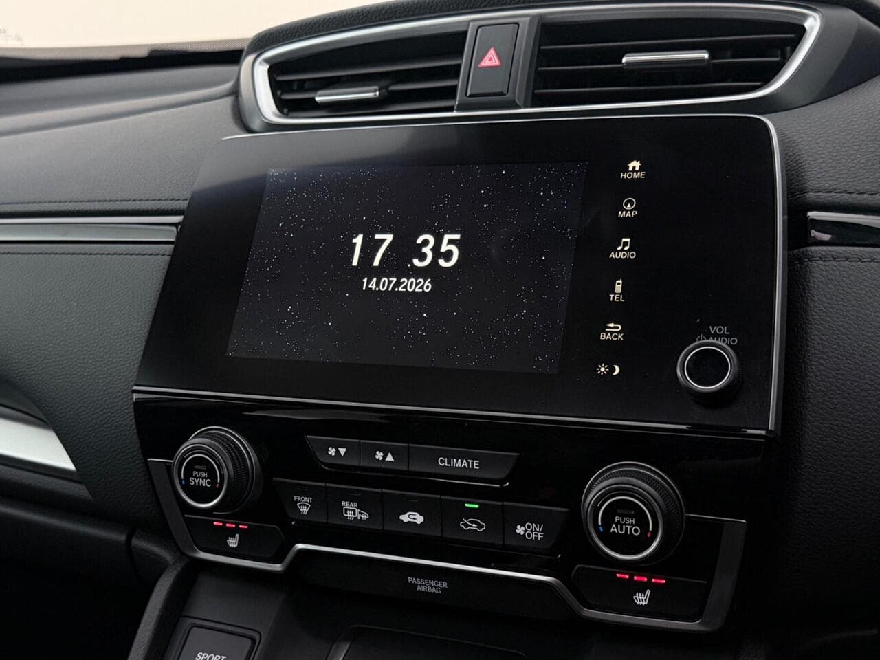 Honda CR-V thumbnail Infotainment System
