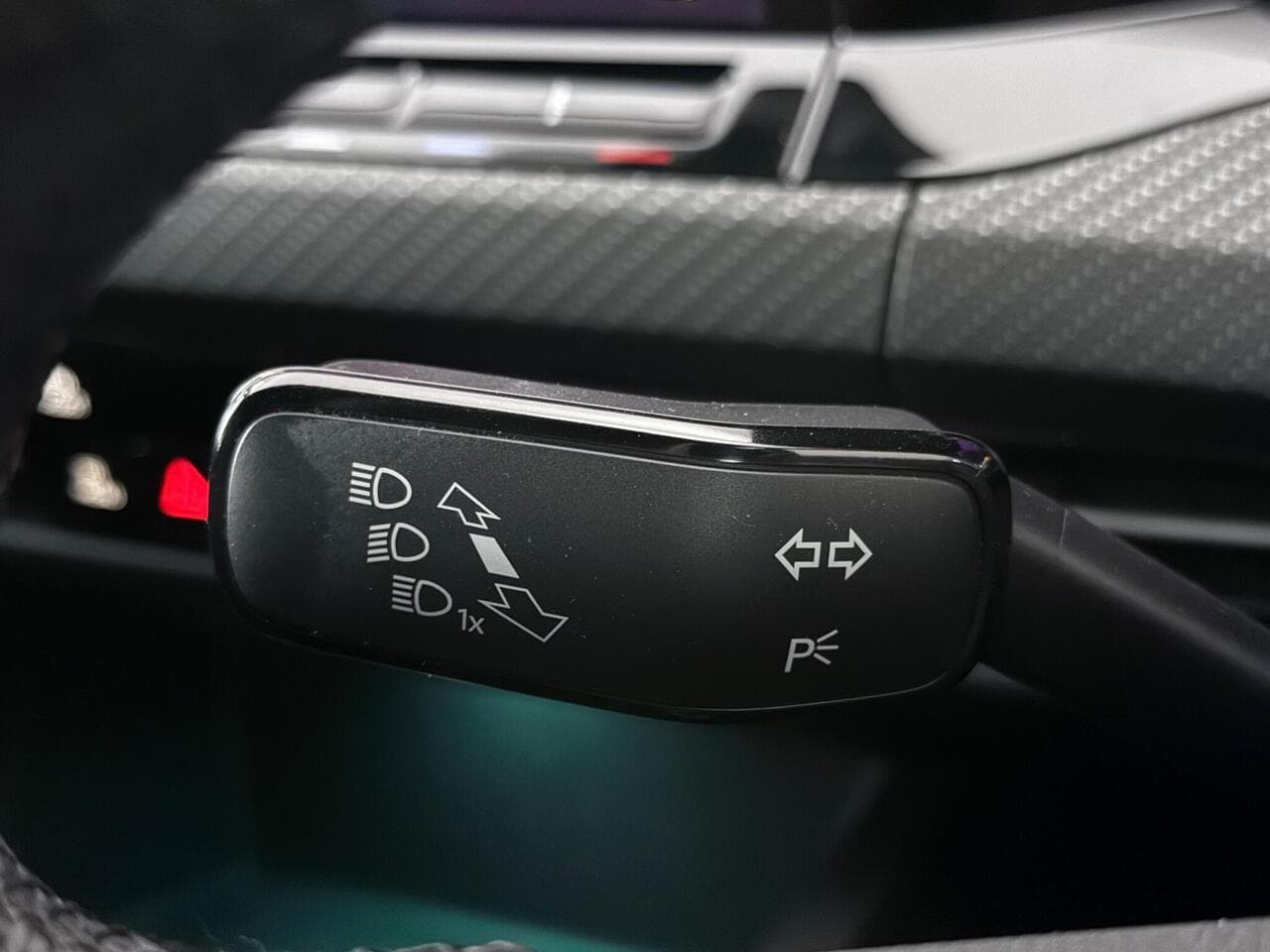 Volkswagen Golf thumbnail Misc Controls