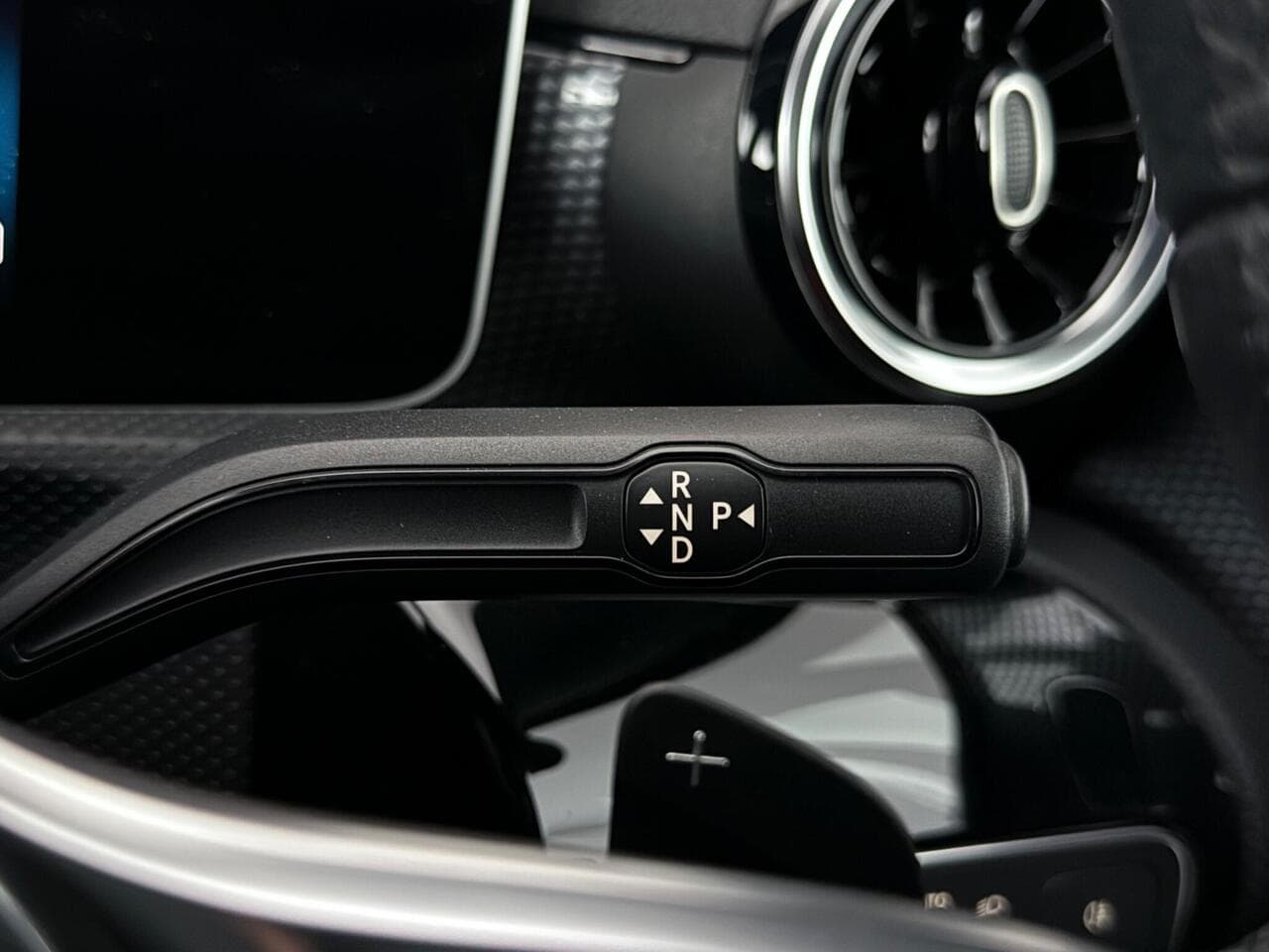Mercedes-Benz A Class thumbnail Misc Controls