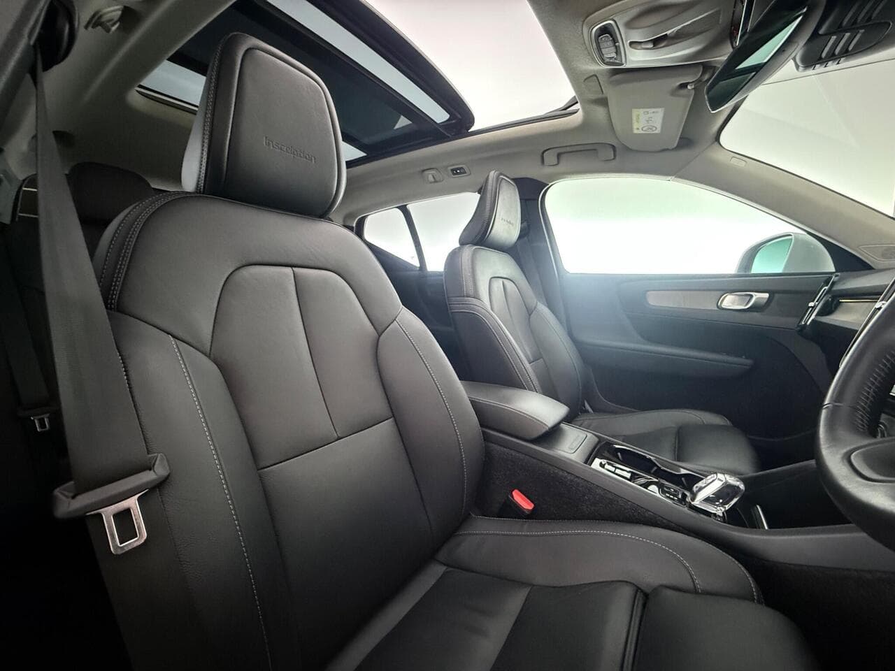 Volvo XC40 thumbnail Seat Driver