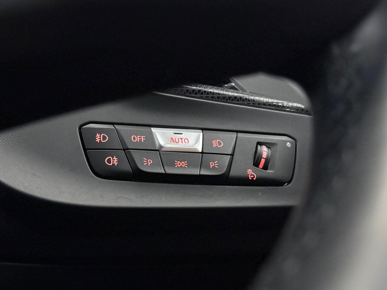 BMW 1 Series thumbnail Misc Controls