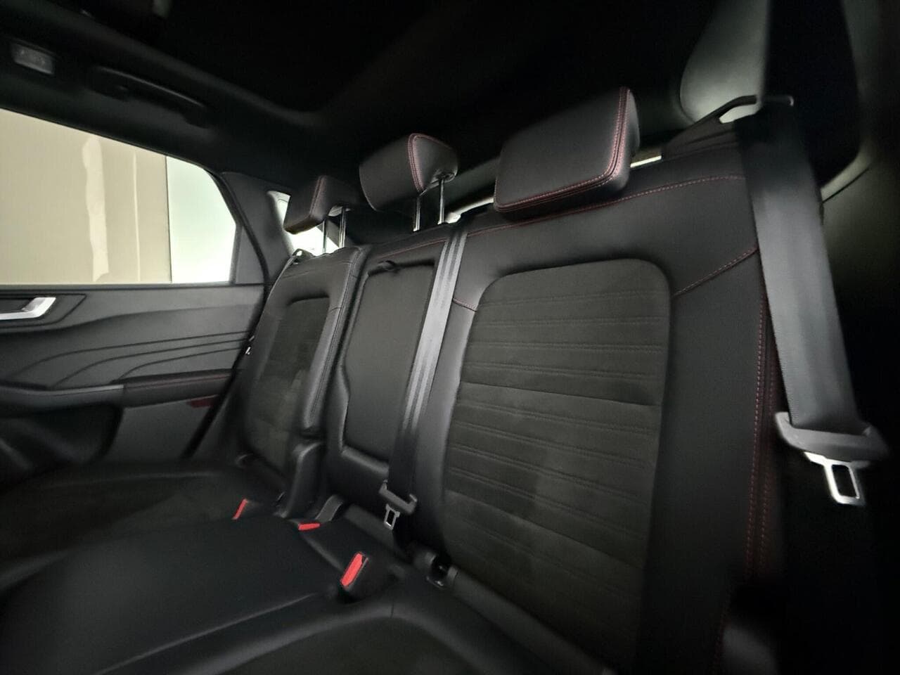 Ford Kuga thumbnail Seats Rear