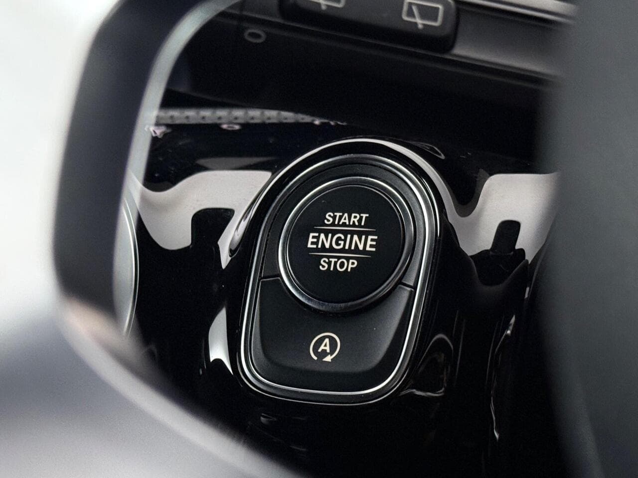 Mercedes-Benz CLA thumbnail Steering Wheel