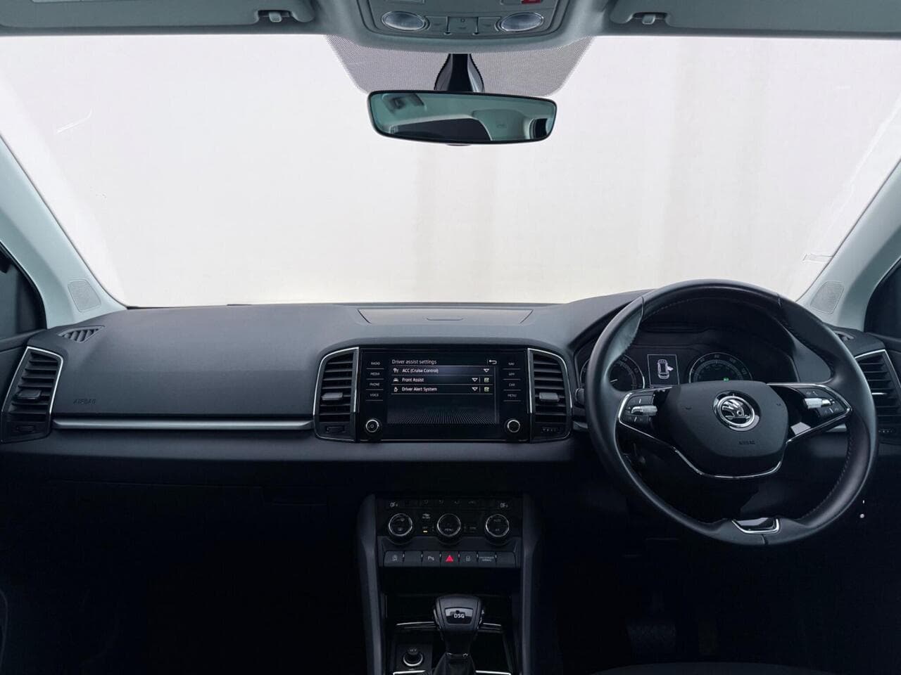 Skoda Karoq thumbnail Interior Front