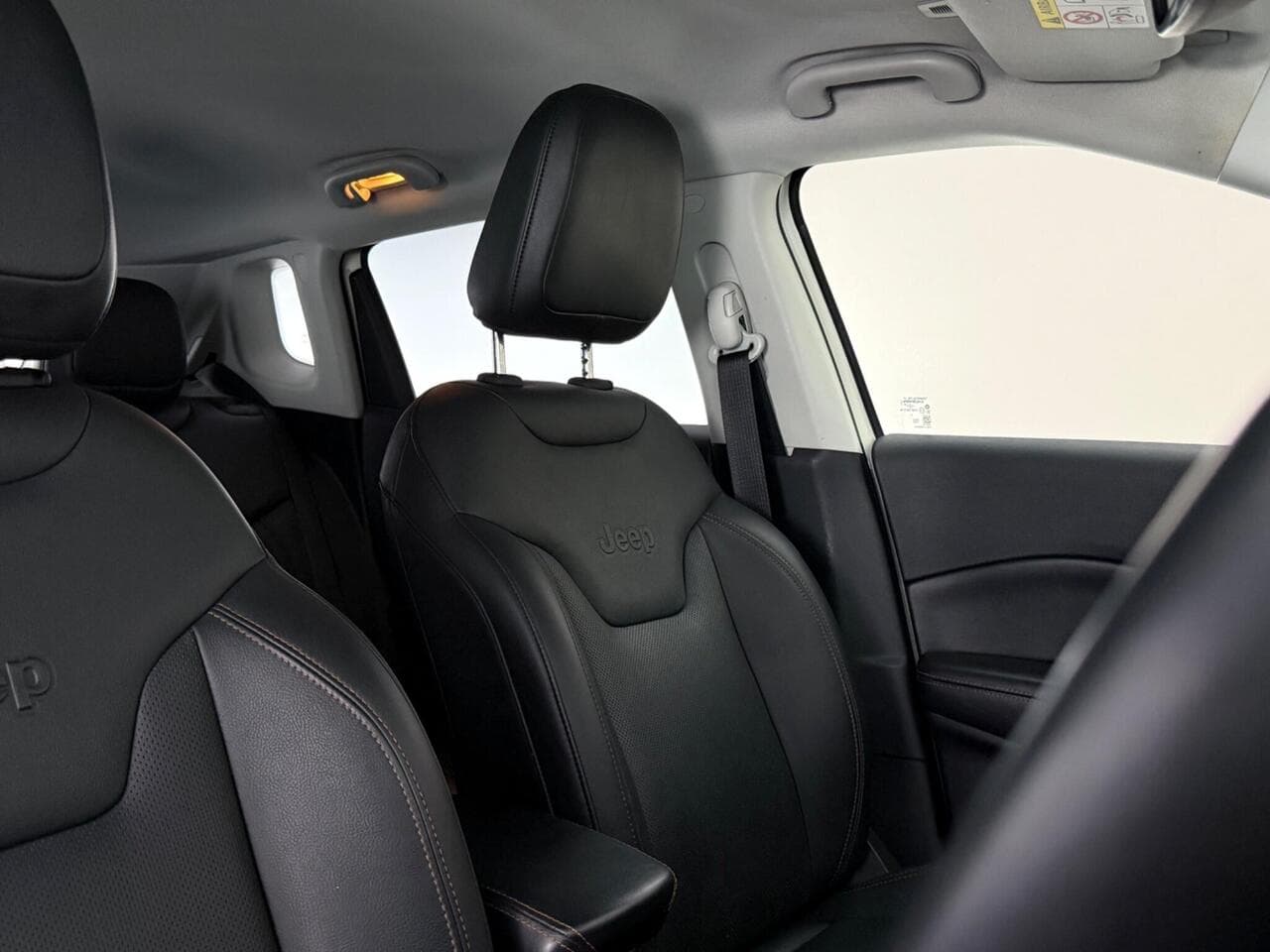 Jeep Compass thumbnail Seat Driver