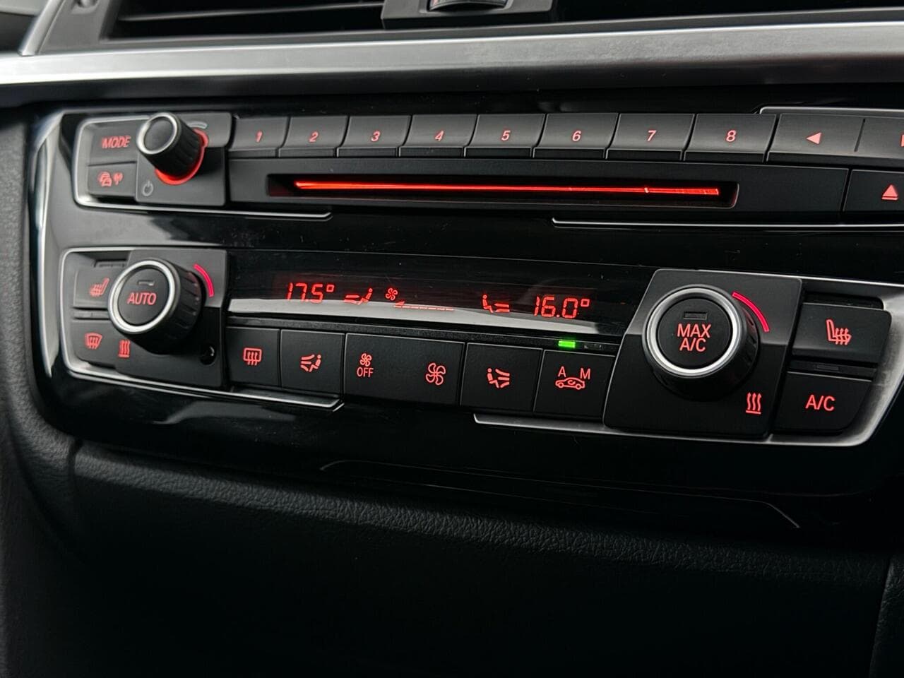 BMW 3 Series thumbnail Infotainment System