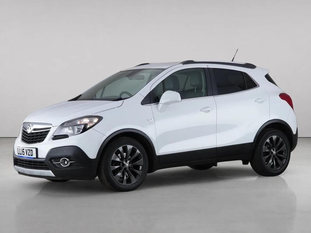 Vauxhall Mokka thumbnail Front Left