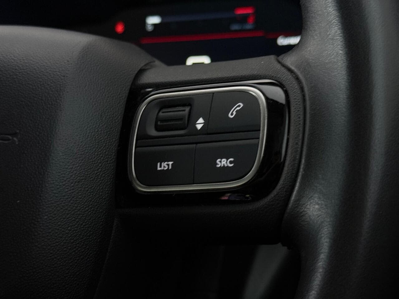 Citroen C5 Aircross thumbnail Misc Controls