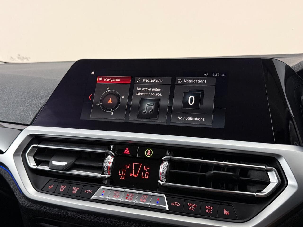 BMW 3 Series thumbnail Infotainment System