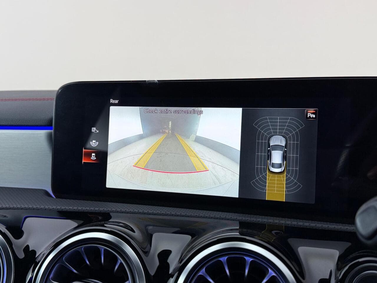 Mercedes-Benz CLA thumbnail Infotainment System