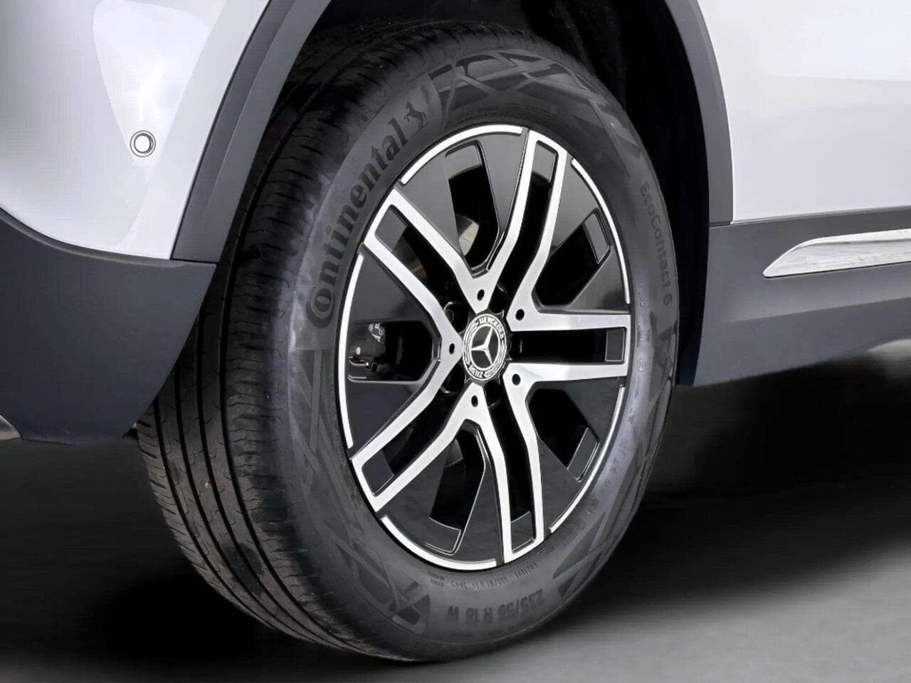 Mercedes-Benz GLA thumbnail Wheel