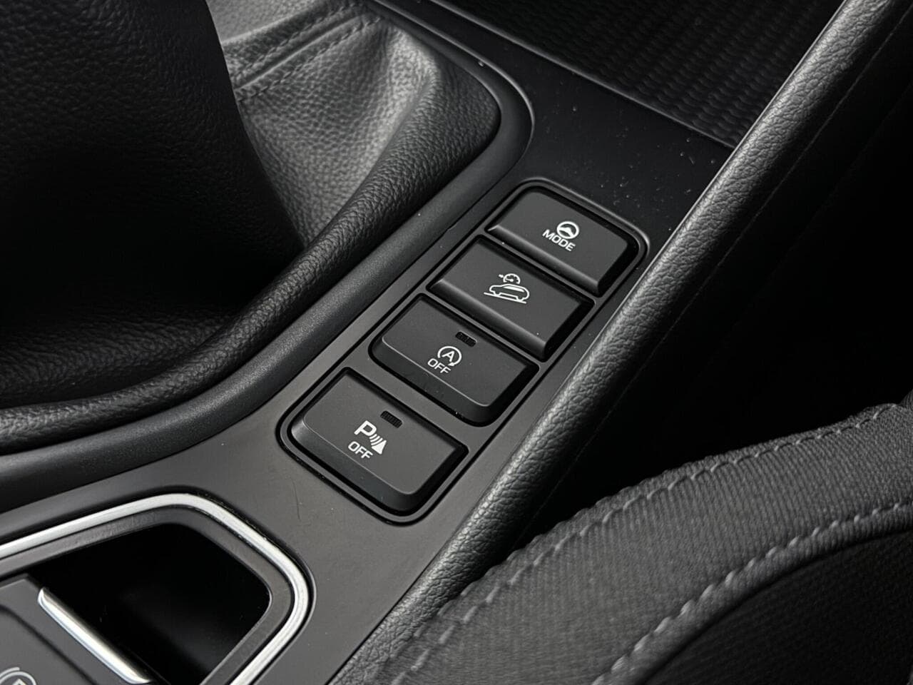 Hyundai TUCSON thumbnail Misc Controls