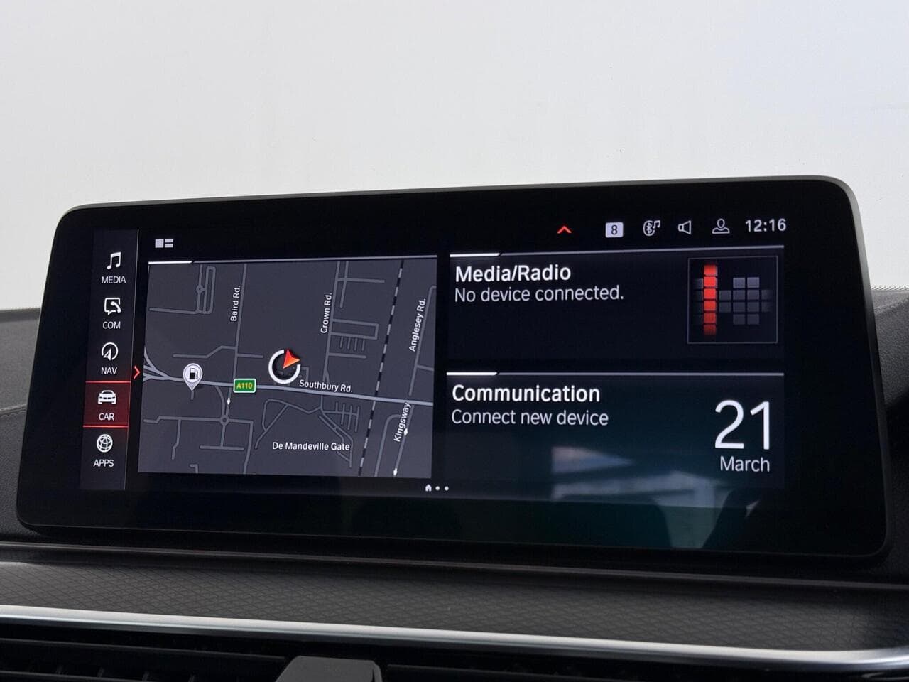 BMW 5 Series thumbnail Infotainment System