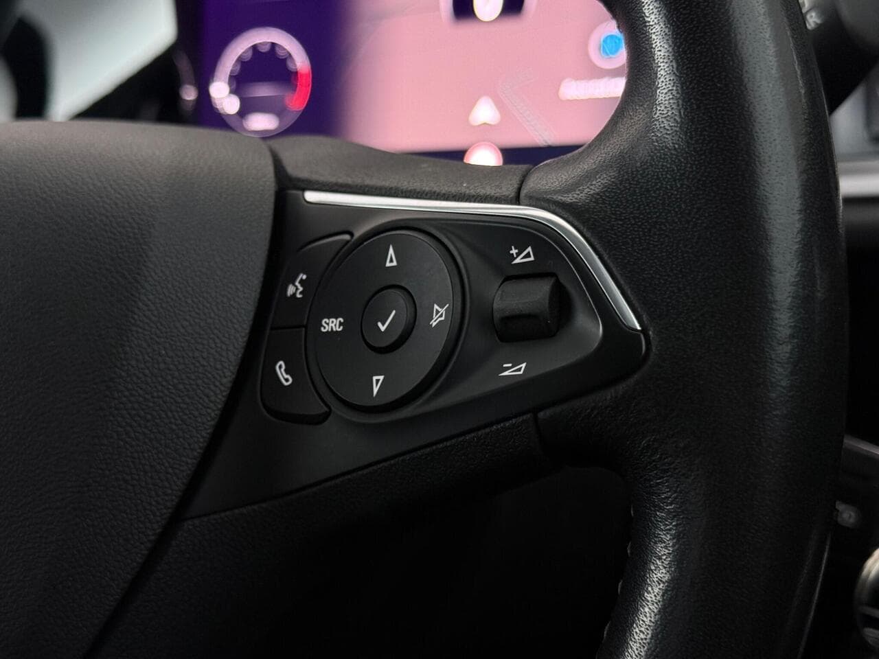 Vauxhall Grandland thumbnail Misc Controls