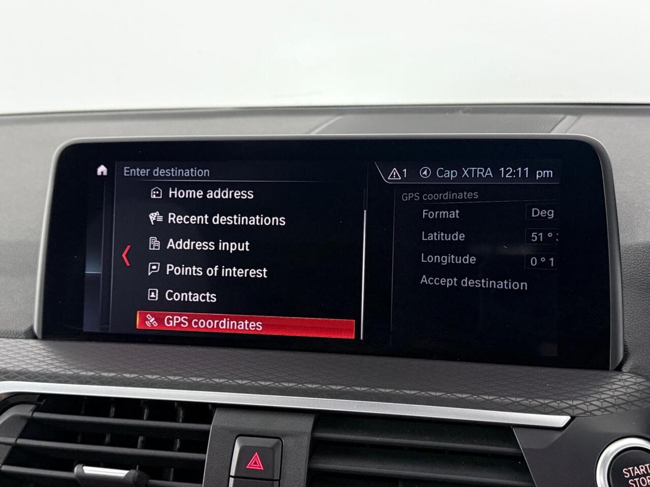 BMW X4 thumbnail Infotainment System
