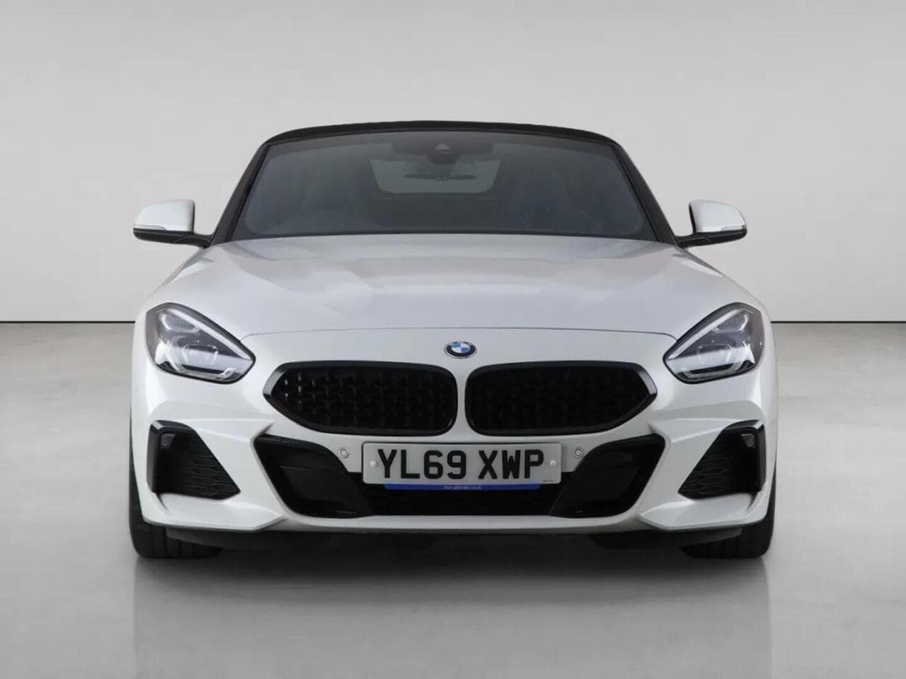 BMW Z4 thumbnail Front