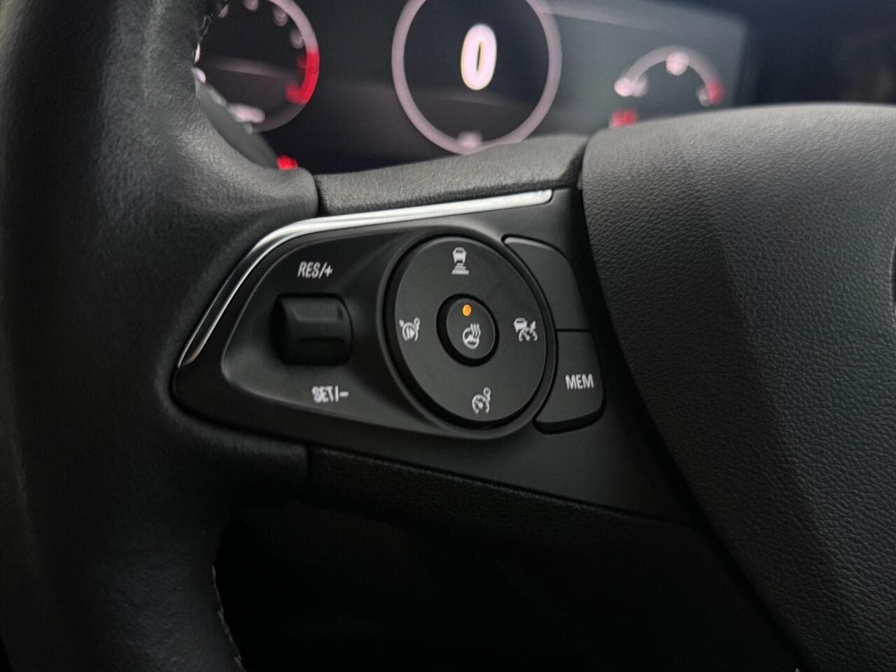 Vauxhall Mokka thumbnail Misc Controls