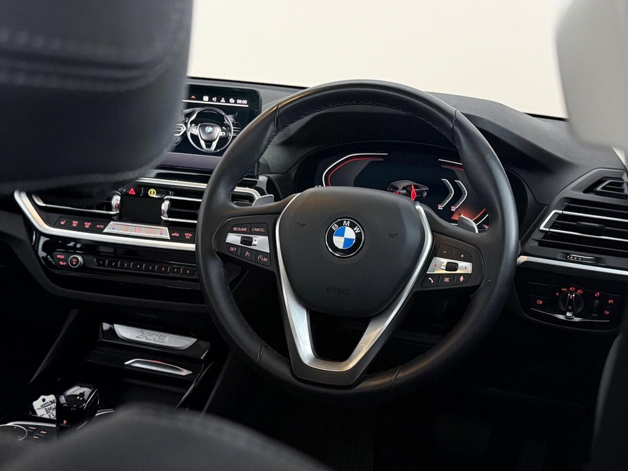 BMW X3 thumbnail Steering Wheel