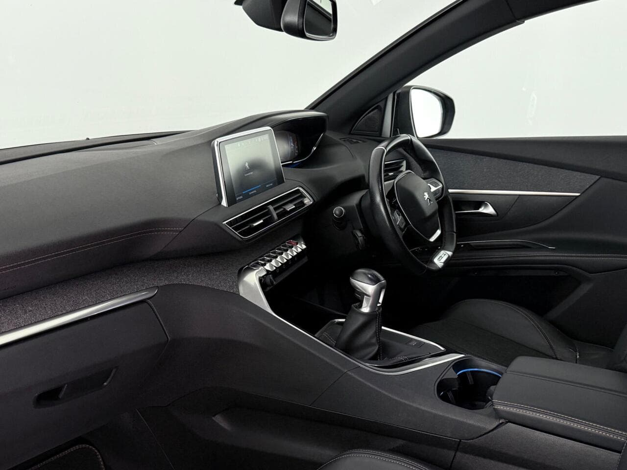 Peugeot 5008 thumbnail Interior Front