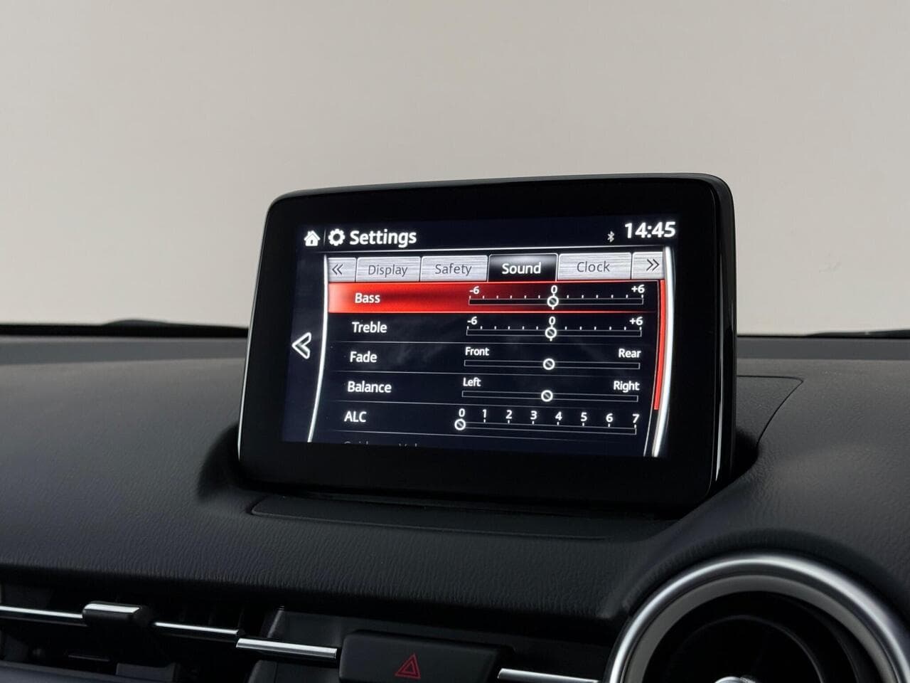 Mazda Mazda2 thumbnail Infotainment System
