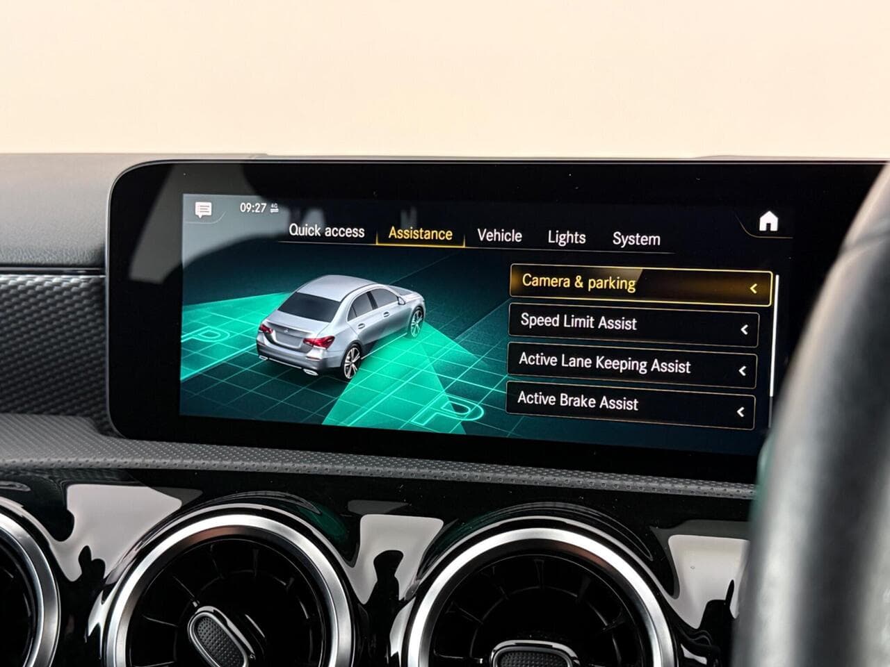 Mercedes-Benz A Class thumbnail Infotainment System