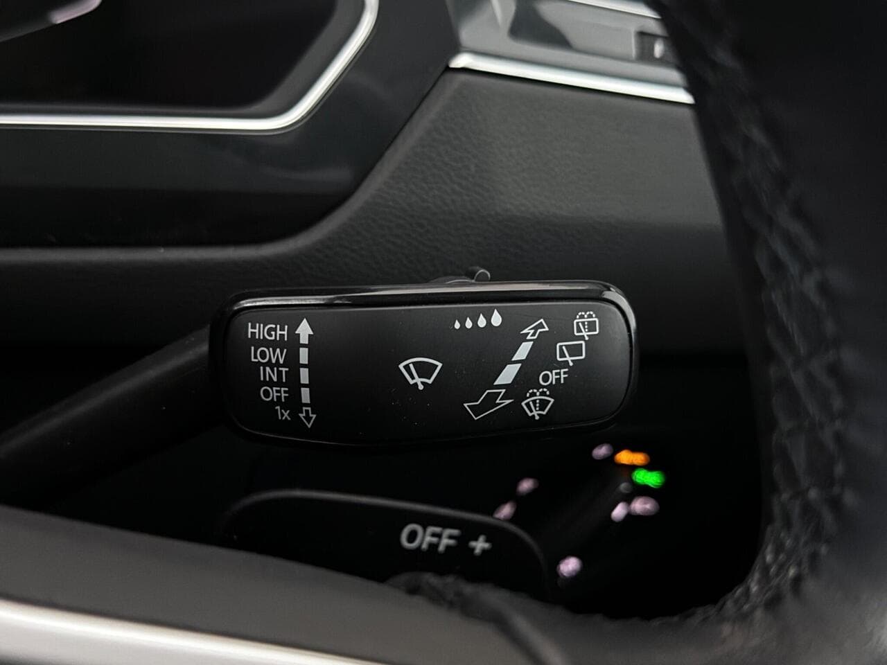 Volkswagen Tiguan thumbnail Misc Controls