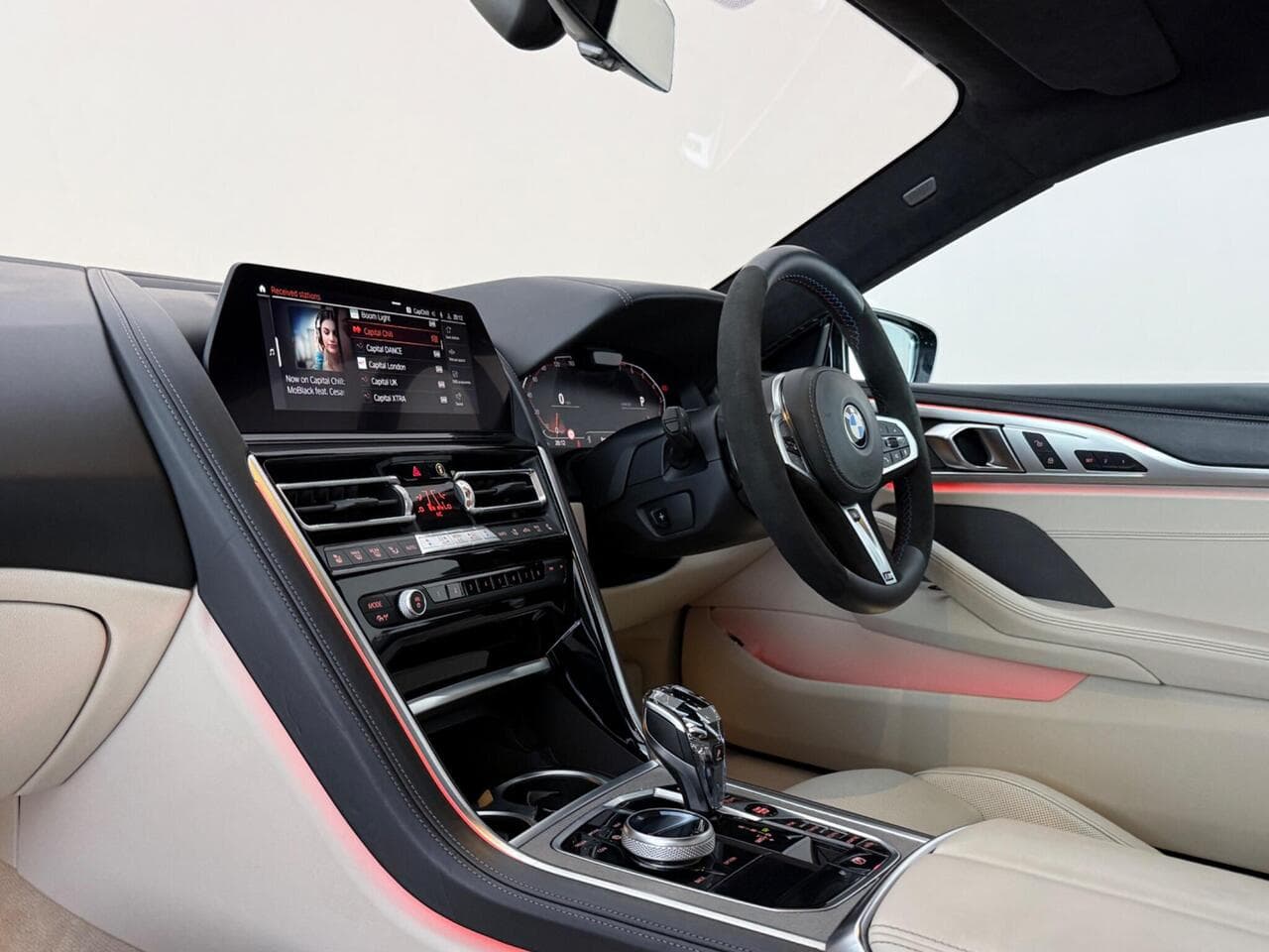 BMW 8 Series thumbnail Interior Front