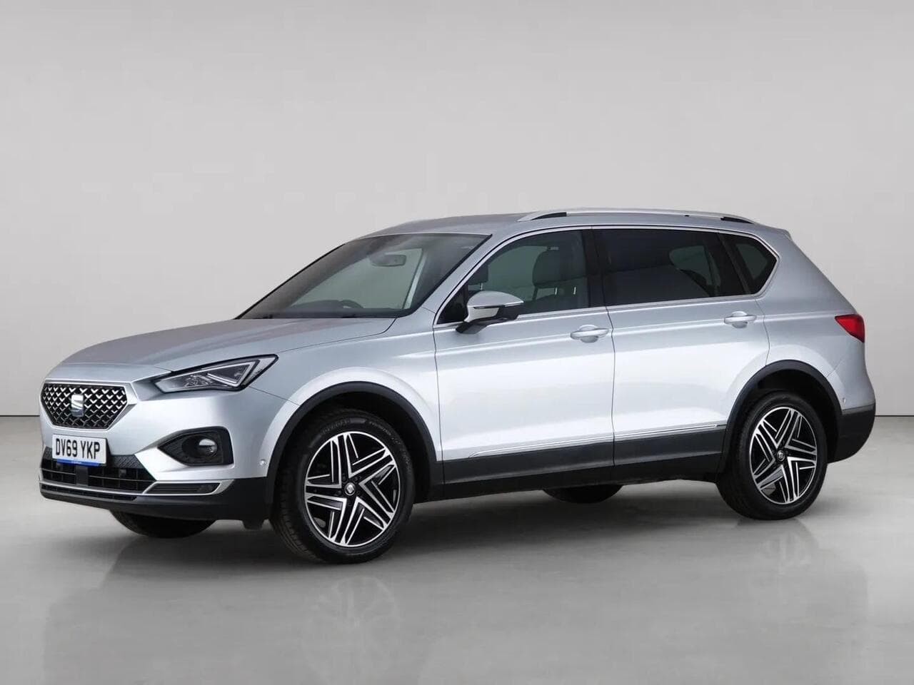 SEAT Tarraco thumbnail Front Left