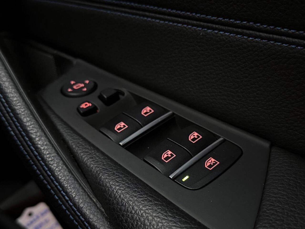 BMW 5 Series thumbnail Misc Controls
