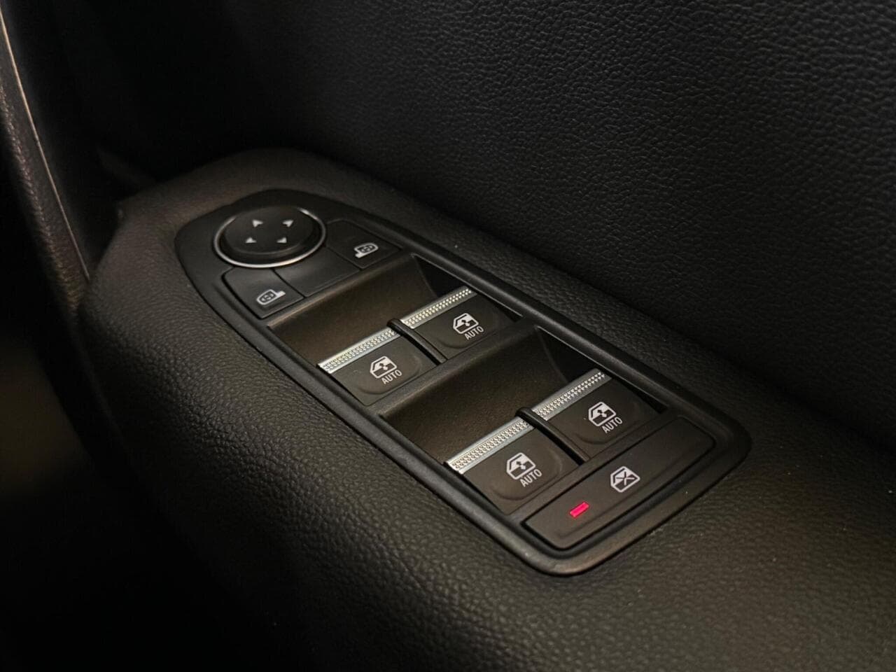 Renault Captur thumbnail Misc Controls