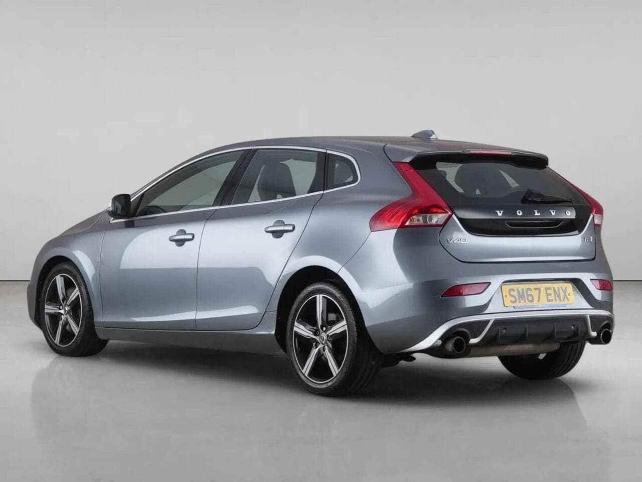 Volvo V40 thumbnail Rear Left