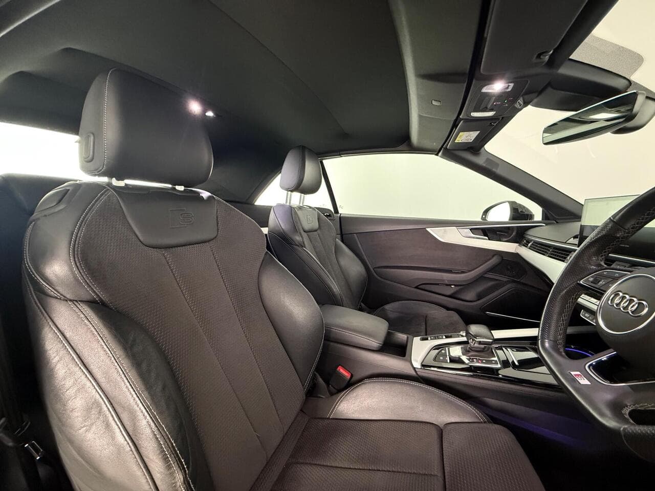 Audi A5 Cabriolet thumbnail Seat Driver