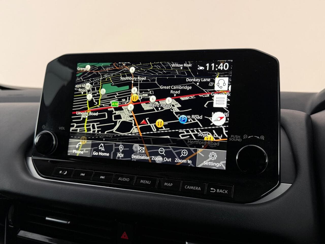 Nissan Qashqai thumbnail Infotainment System