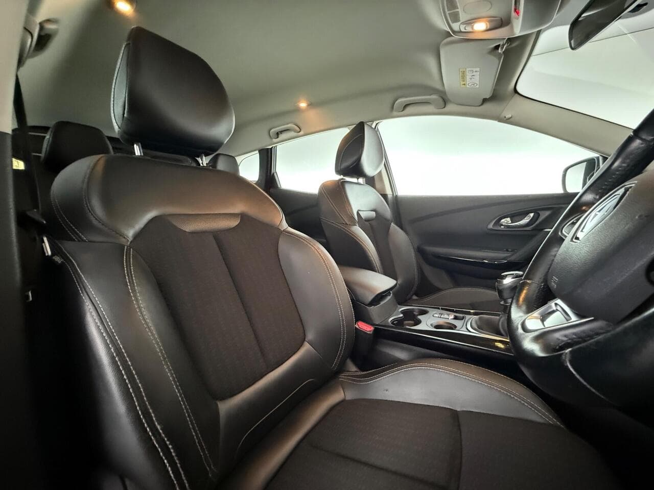 Renault Kadjar thumbnail Seat Driver