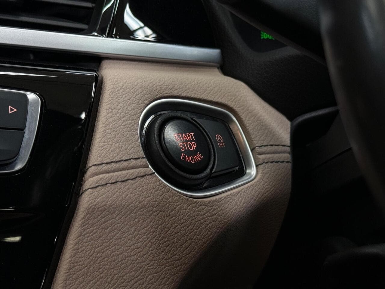 BMW X1 thumbnail Misc Controls