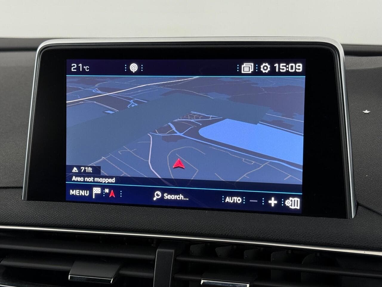 Peugeot 3008 thumbnail Infotainment System