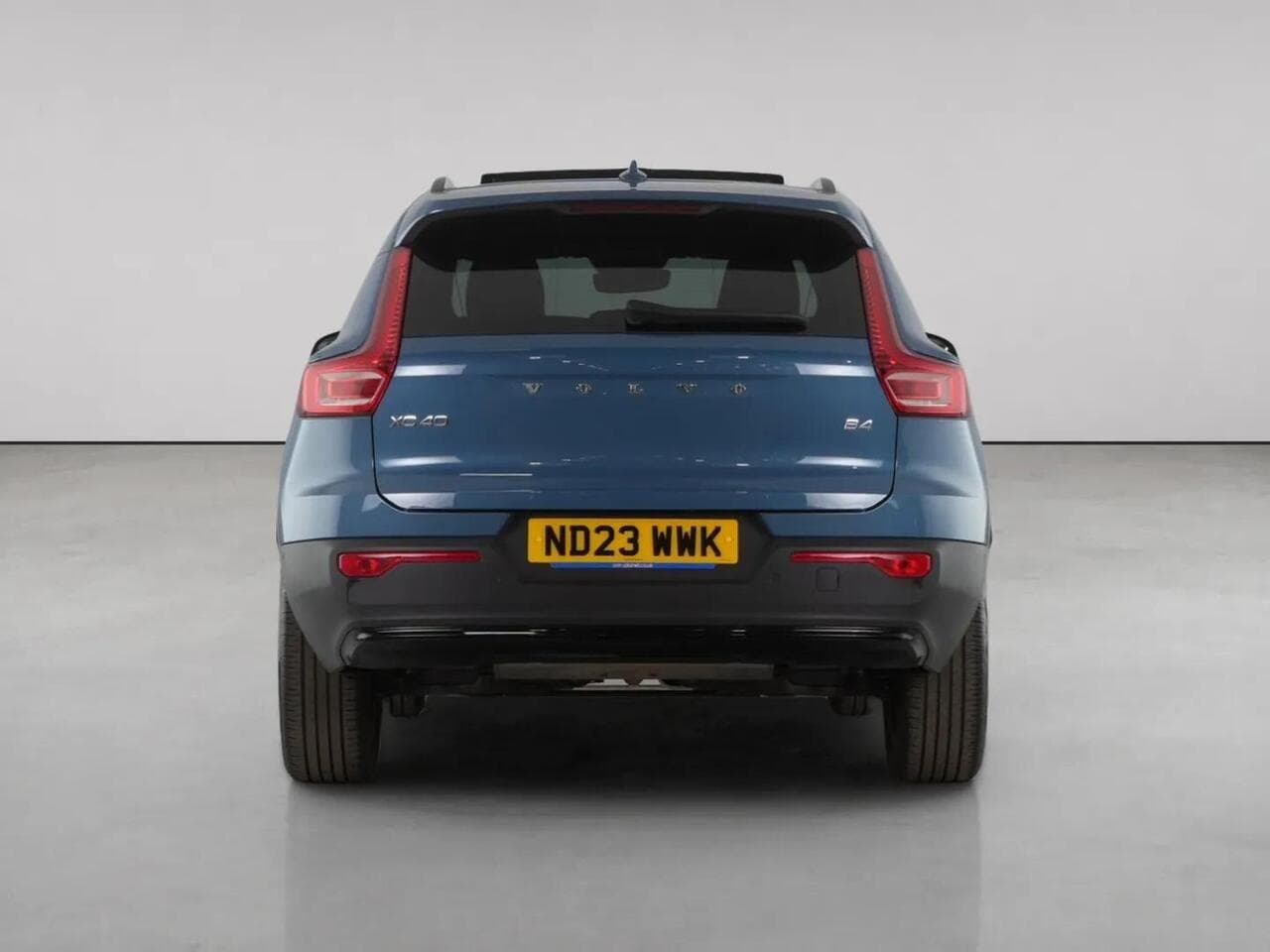 Volvo XC40 thumbnail Rear