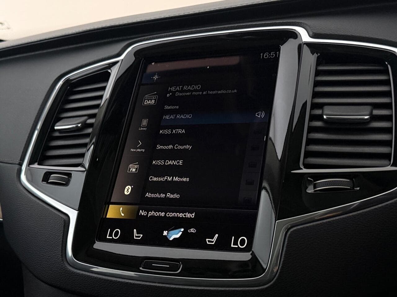 Volvo XC90 thumbnail Infotainment System