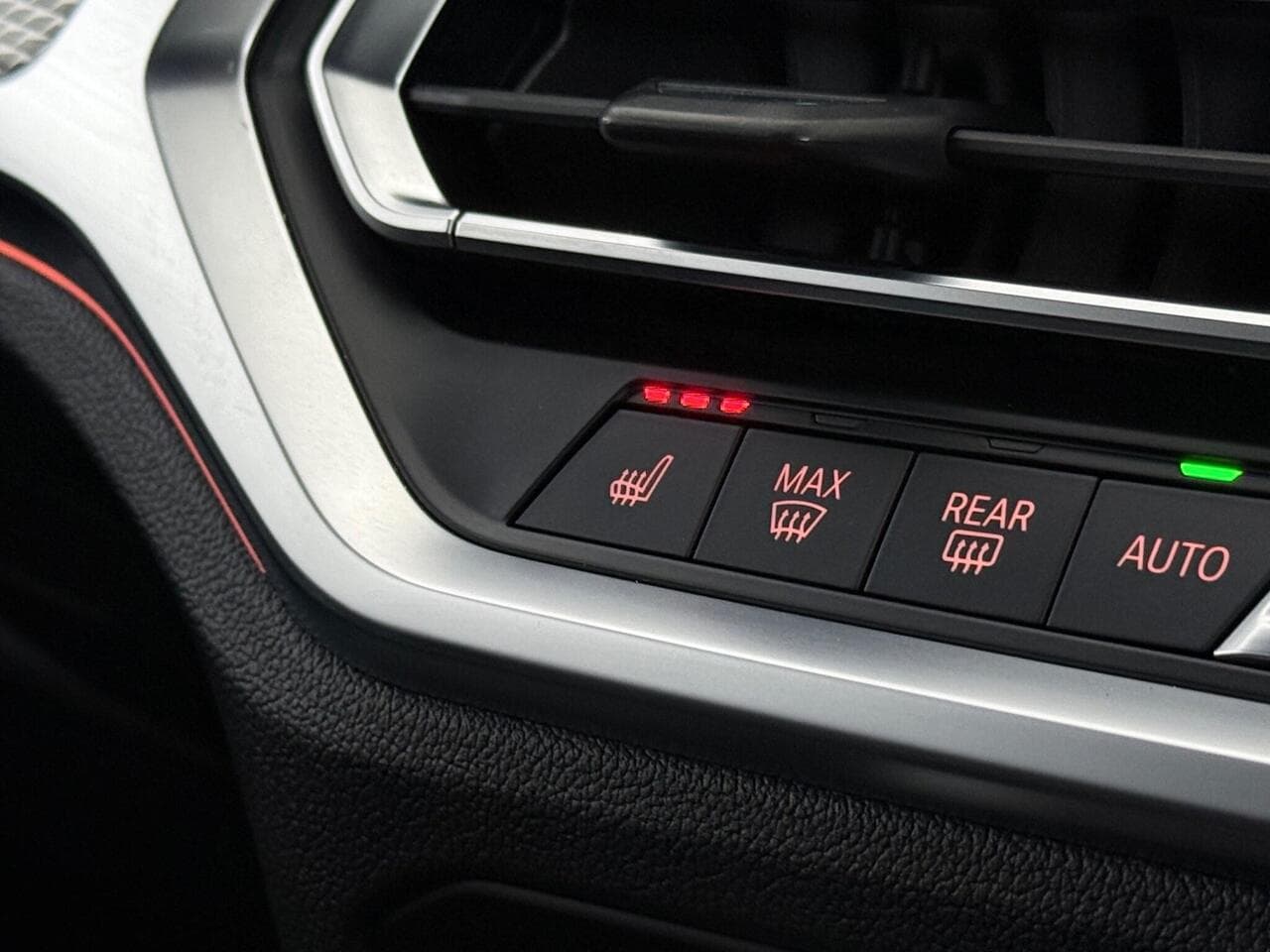 BMW 3 Series thumbnail Misc Controls